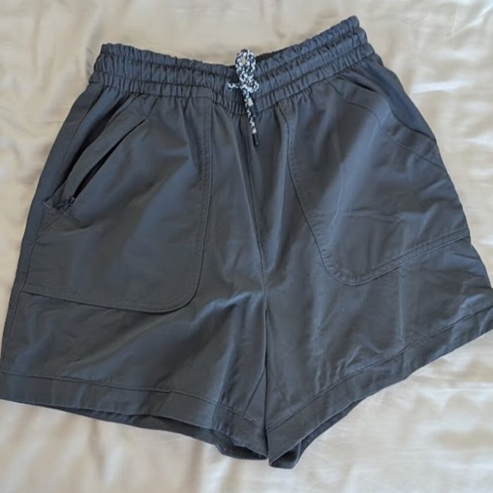 Athleta Girls Athletic Shorts – Gray, Size L